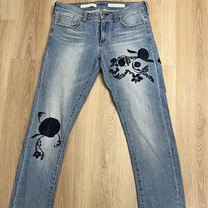Anthropologie Pilcro & The Letterpress Hyphen Floral Embroidered Crop Jeans